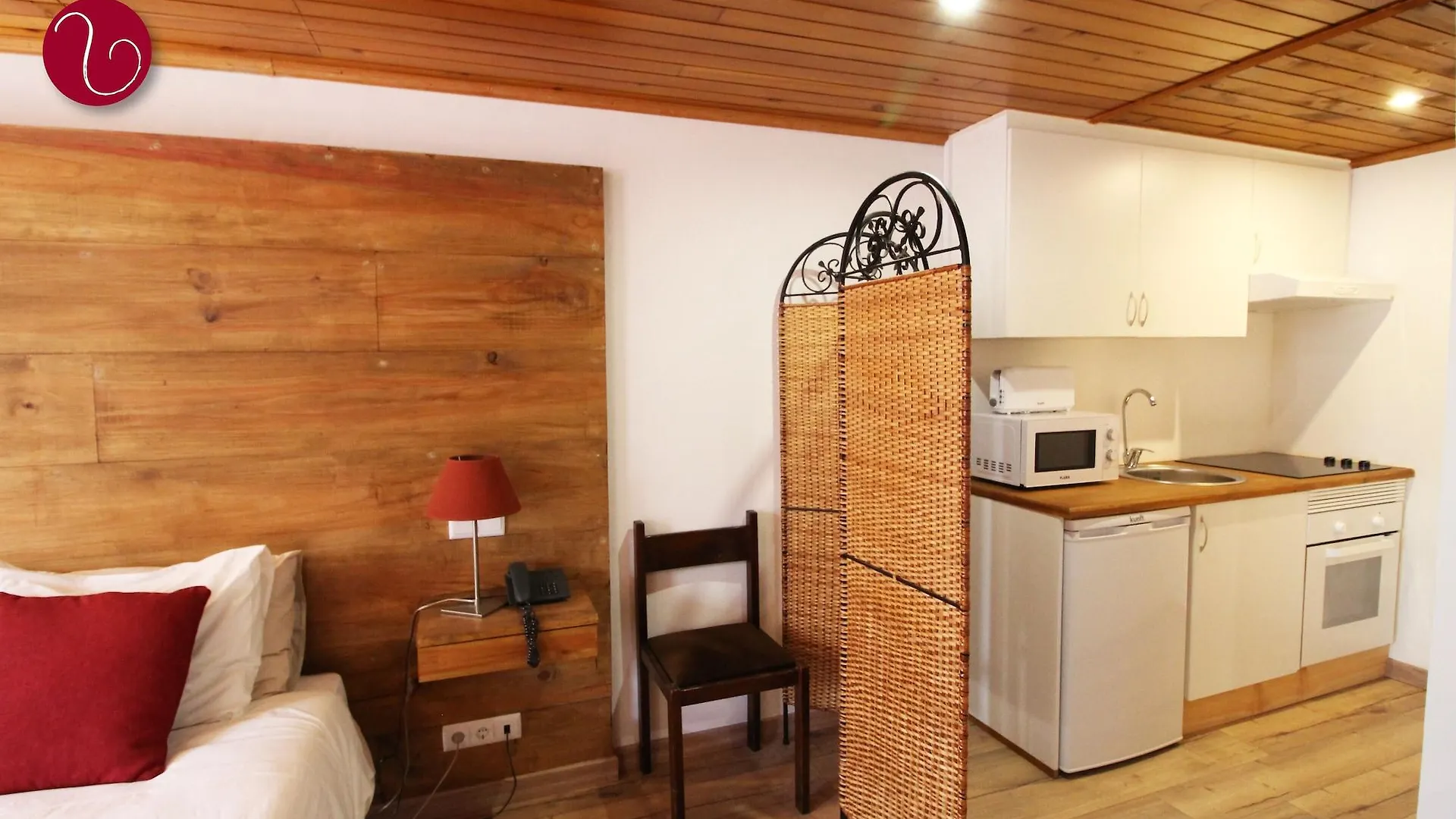 Guesthouse Vila Lusitania 丰沙尔 3*,  葡萄牙