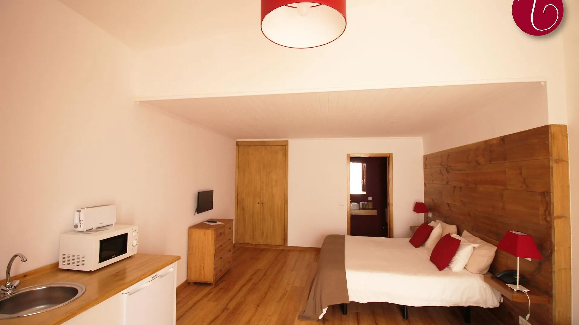 Guesthouse Vila Lusitania Funchal  3*, Funchal (Madeira) Portugal