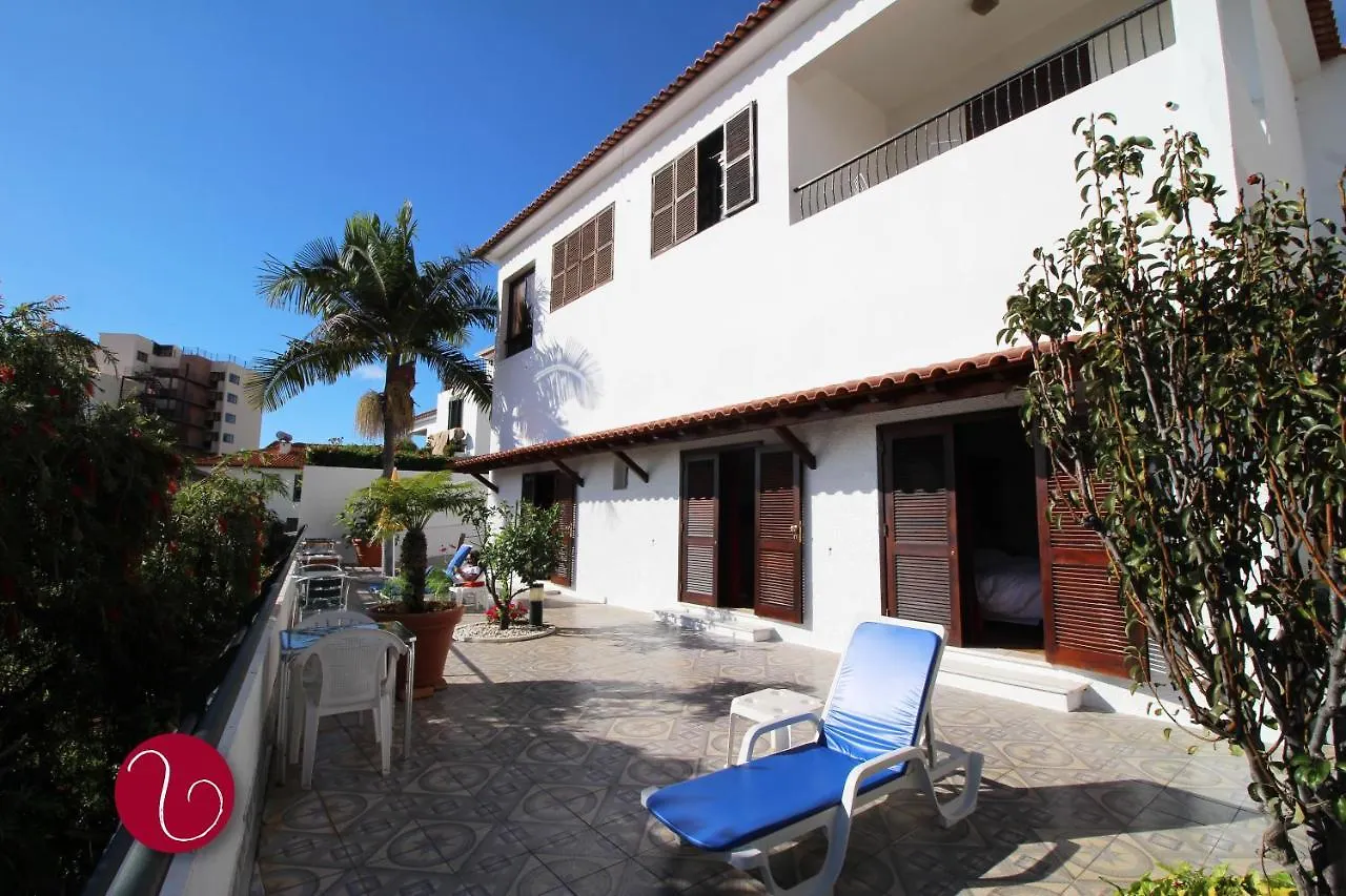 Guesthouse Vila Lusitania 丰沙尔 住宿加早餐酒店